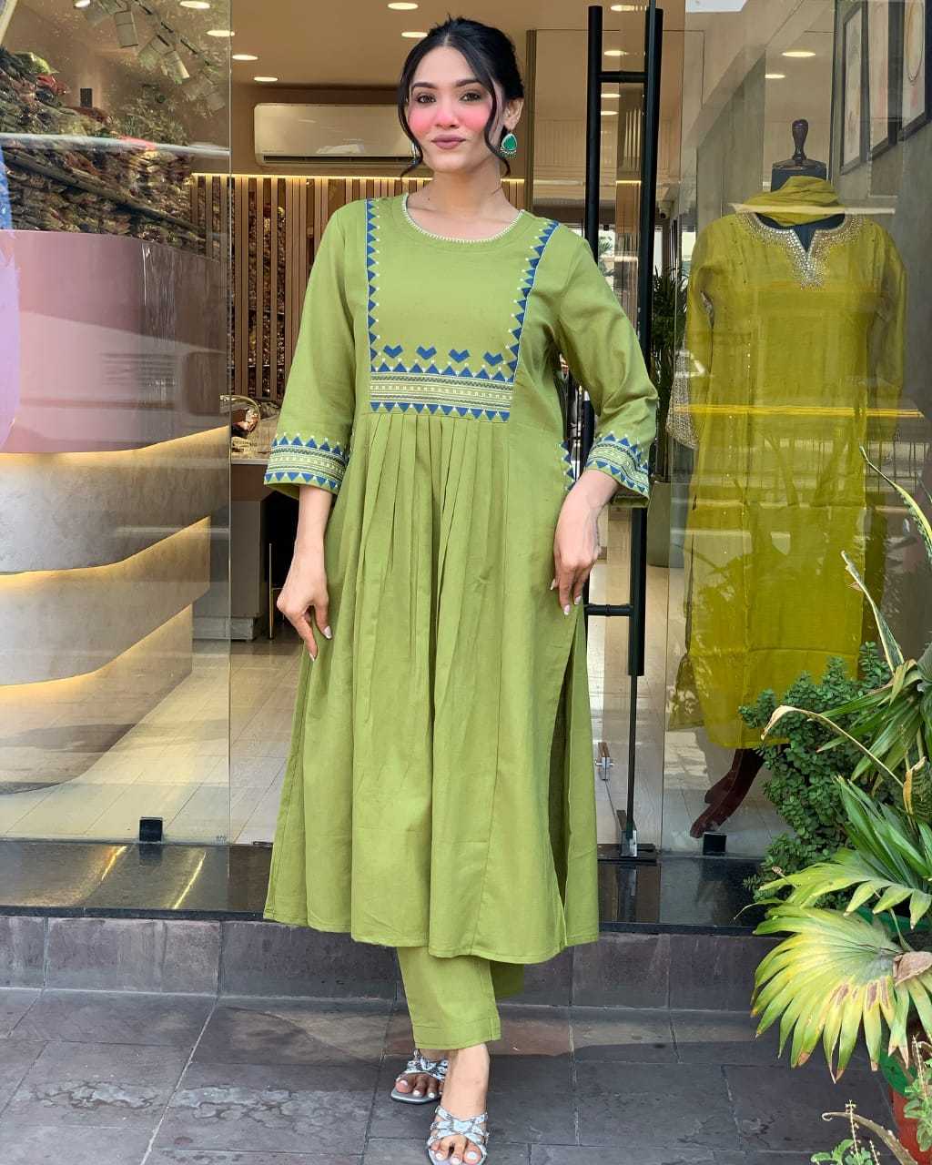 Women's Rayon Embroidered A-Line Kurti With Pant Set - Image 3
