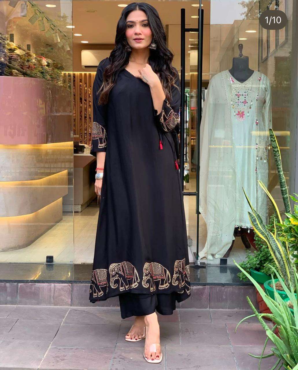 Women's Rayon Embroidered Straight Kurti With Pant Set - Image 5